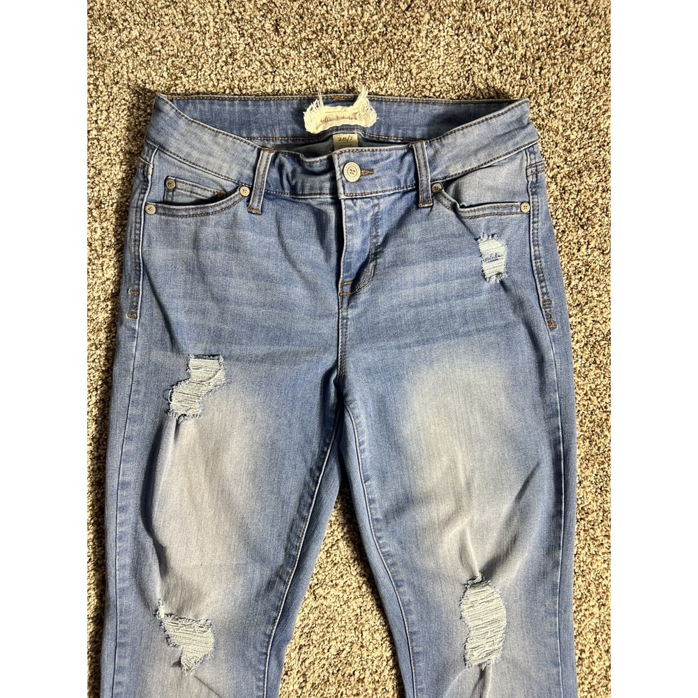 Altar'd State Mid Rise Skinny Medium Wash Size 27 Distressed Women's Jeans - Picture 2 of 8